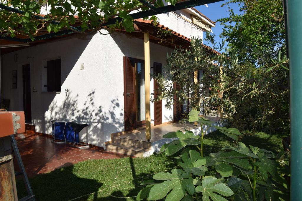 Beautiful Home By The Sea Palaiontsiflikion Luaran gambar
